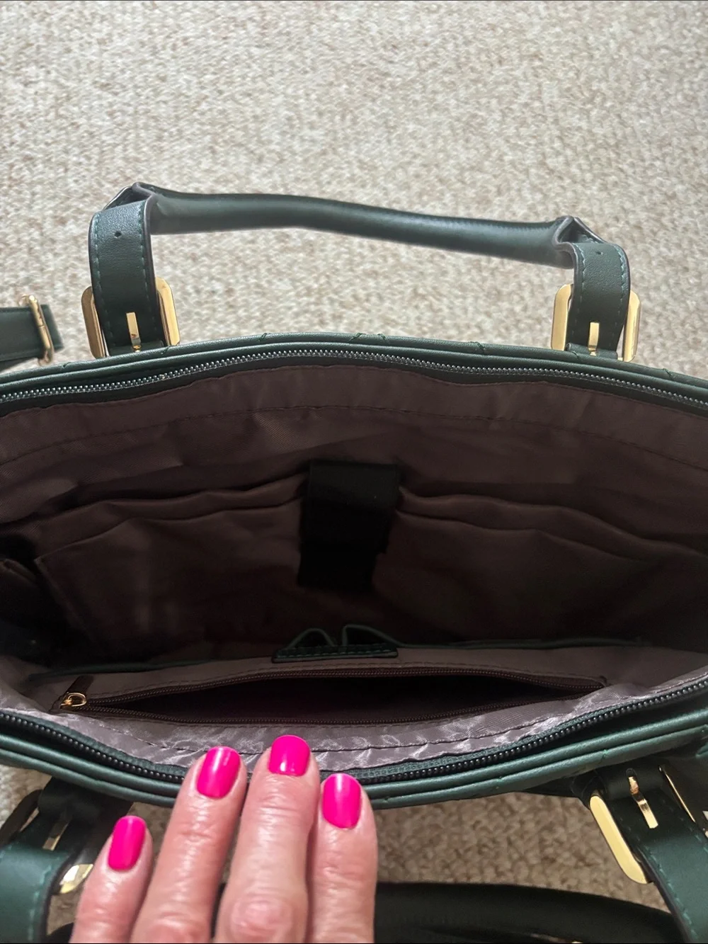 LOVEVOOK 2-Piece Quilted Faux Leather Laptop Tote & Wristlet Set – Dark Green